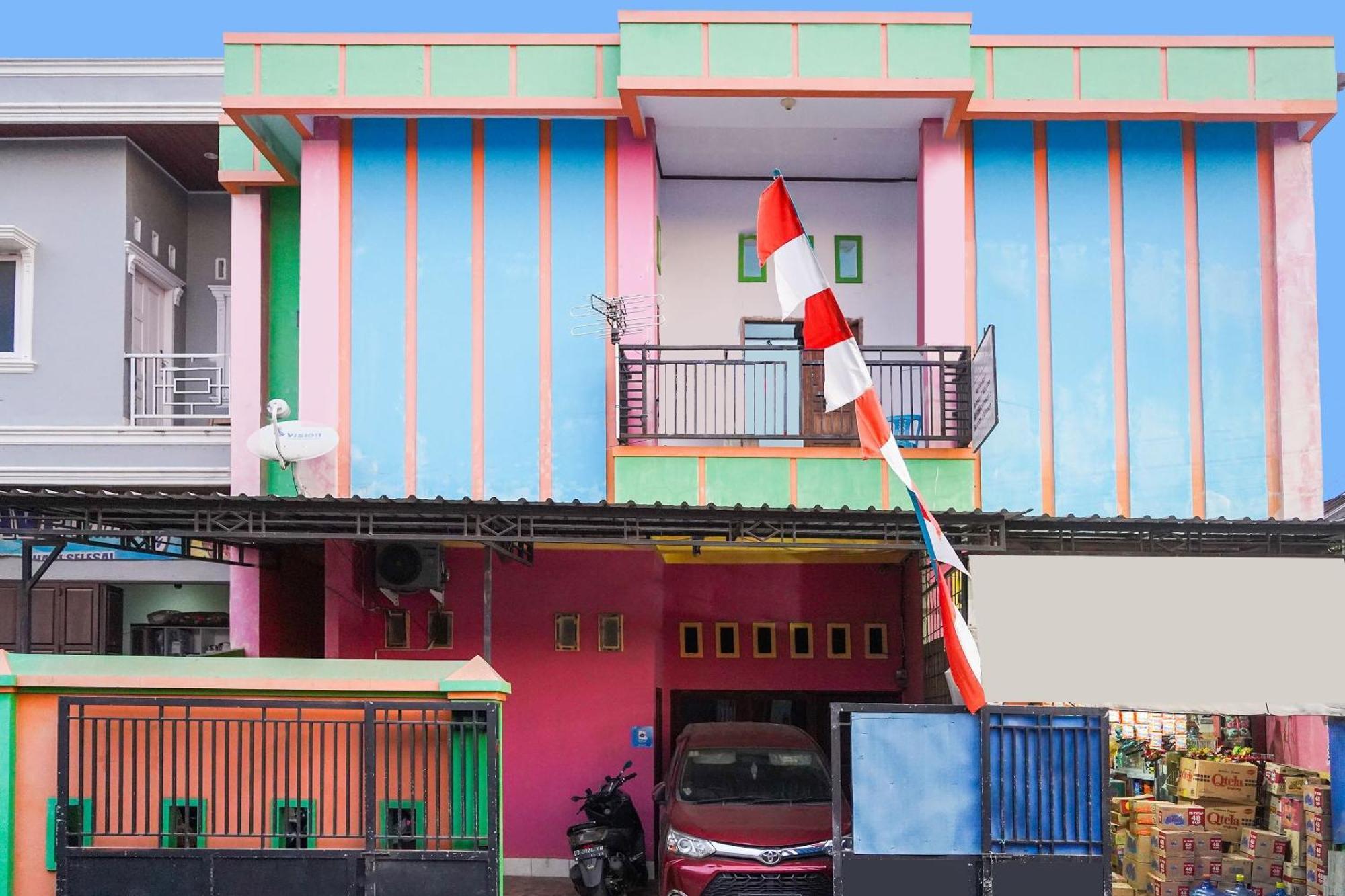 Oyo 91759 Pondok Hikmah Makassar Buitenkant foto
