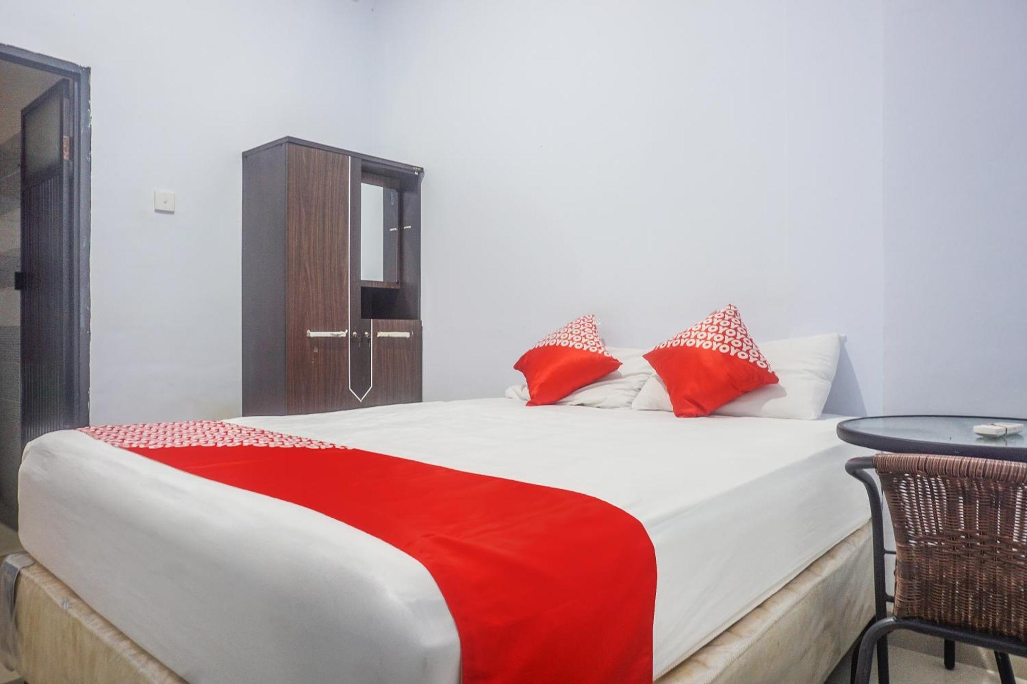 Oyo 91759 Pondok Hikmah Makassar Buitenkant foto